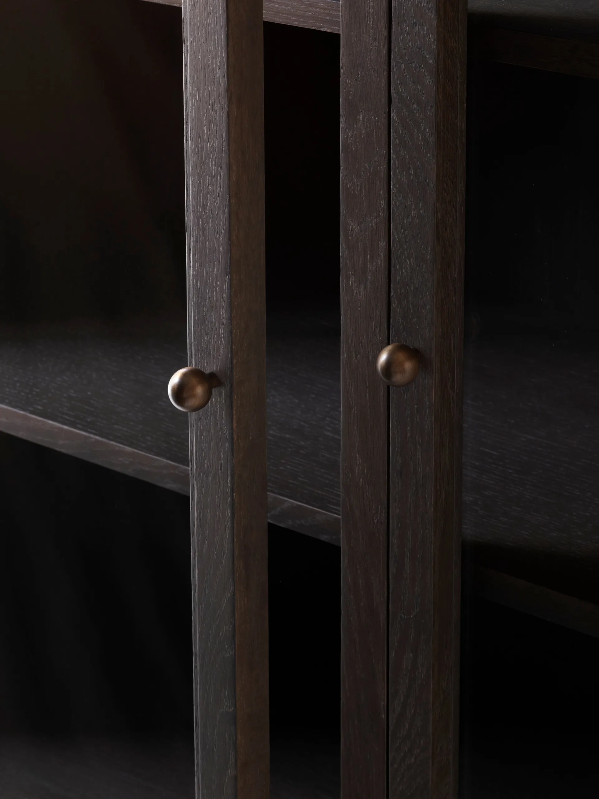 Βιτρίνα, Trace SC88, 120x192x40 εκ., Δρυς χρωματισμένη σκούρα &Tradition