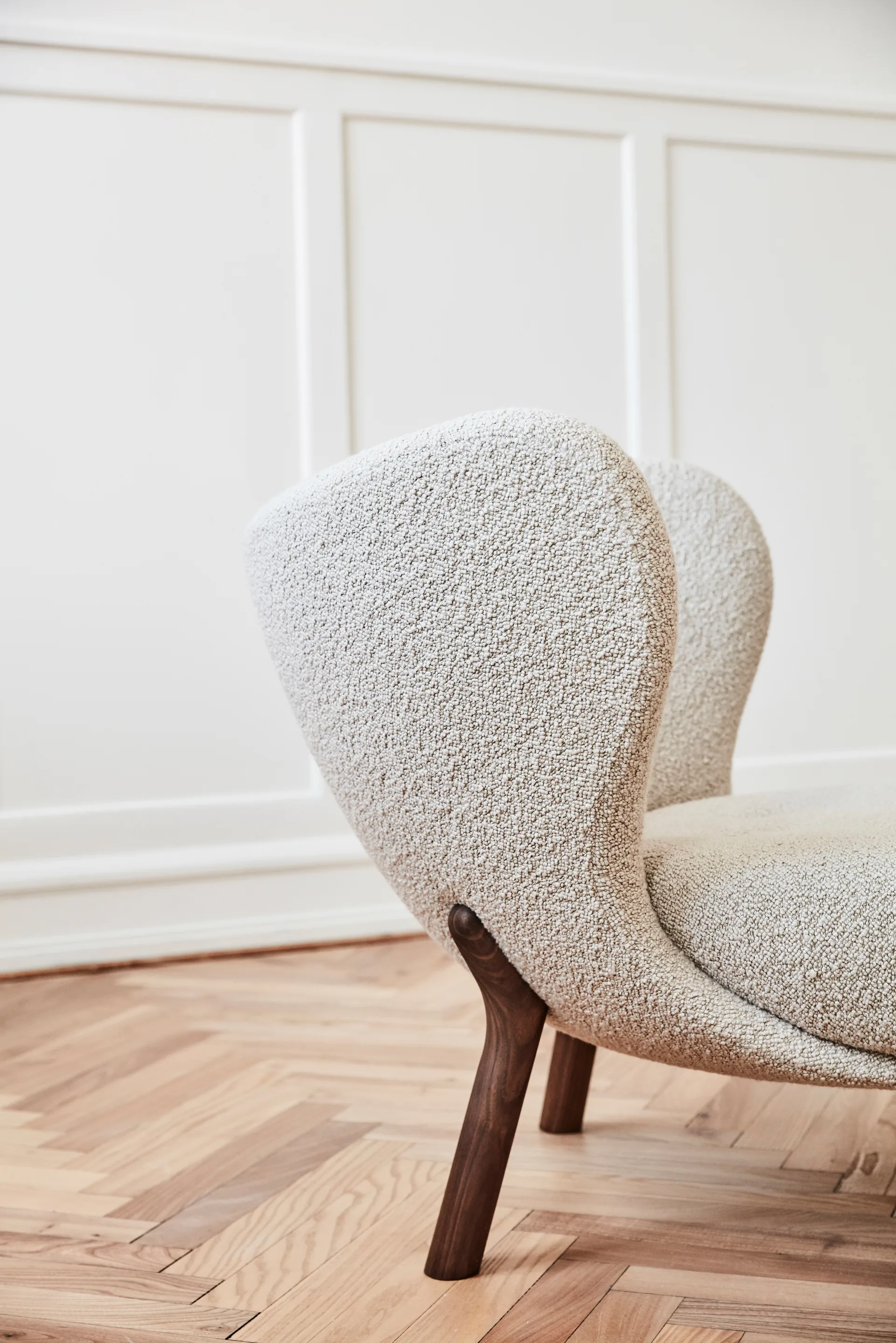 Πολυθρόνα VB1, Little Petra, Λαδωμένη καρυδιά-Karakorum 003 &Tradition