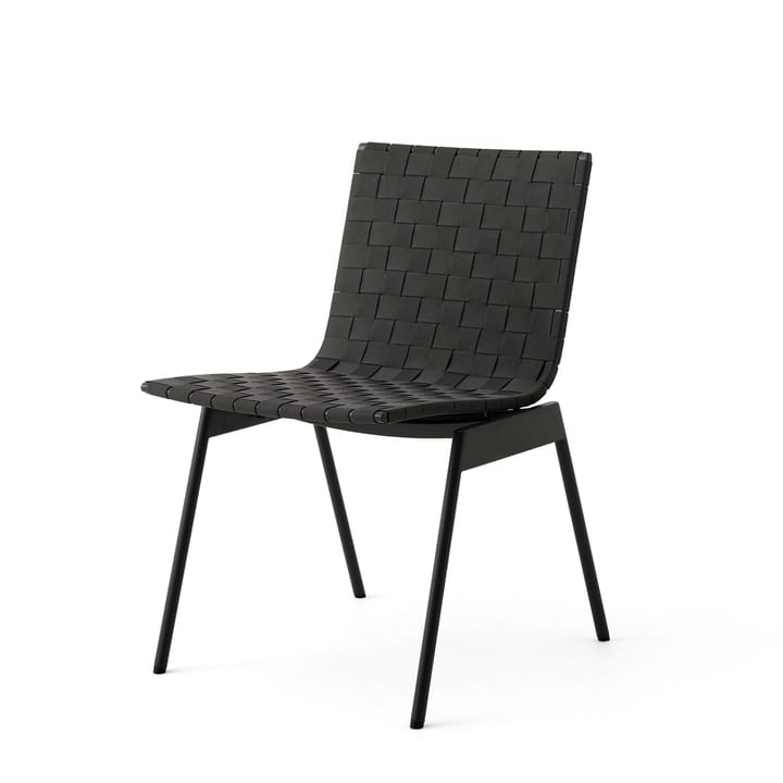 Ville Outdoor AV33 καρέκλα - Warm black - &Tradition