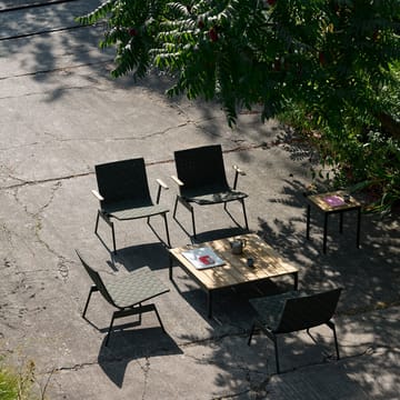 Ville Outdoor AV45 πολυθρόνα με μπράτσα - Bronze green - &Tradition