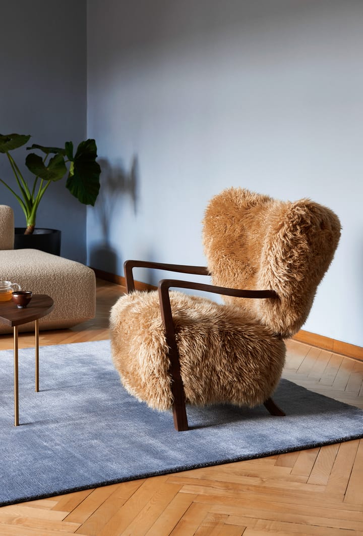 Πολυθρόνα Wulff Lounge Chair ATD2, Λαδωμένη καρυδιά-Sheepskin honey &Tradition