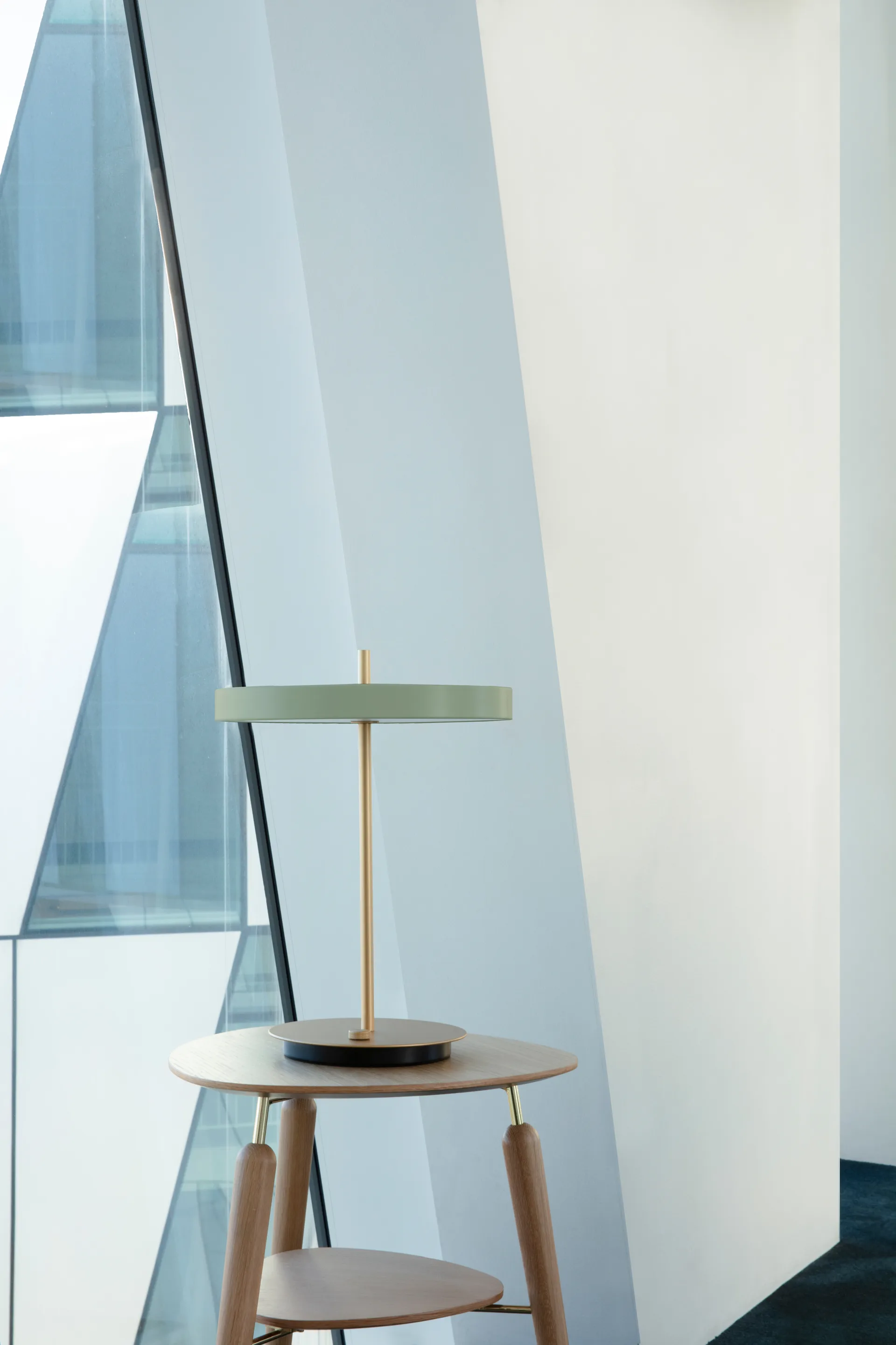 Asteria επιτραπέζιο φωτιστικό, Ελιά Umage