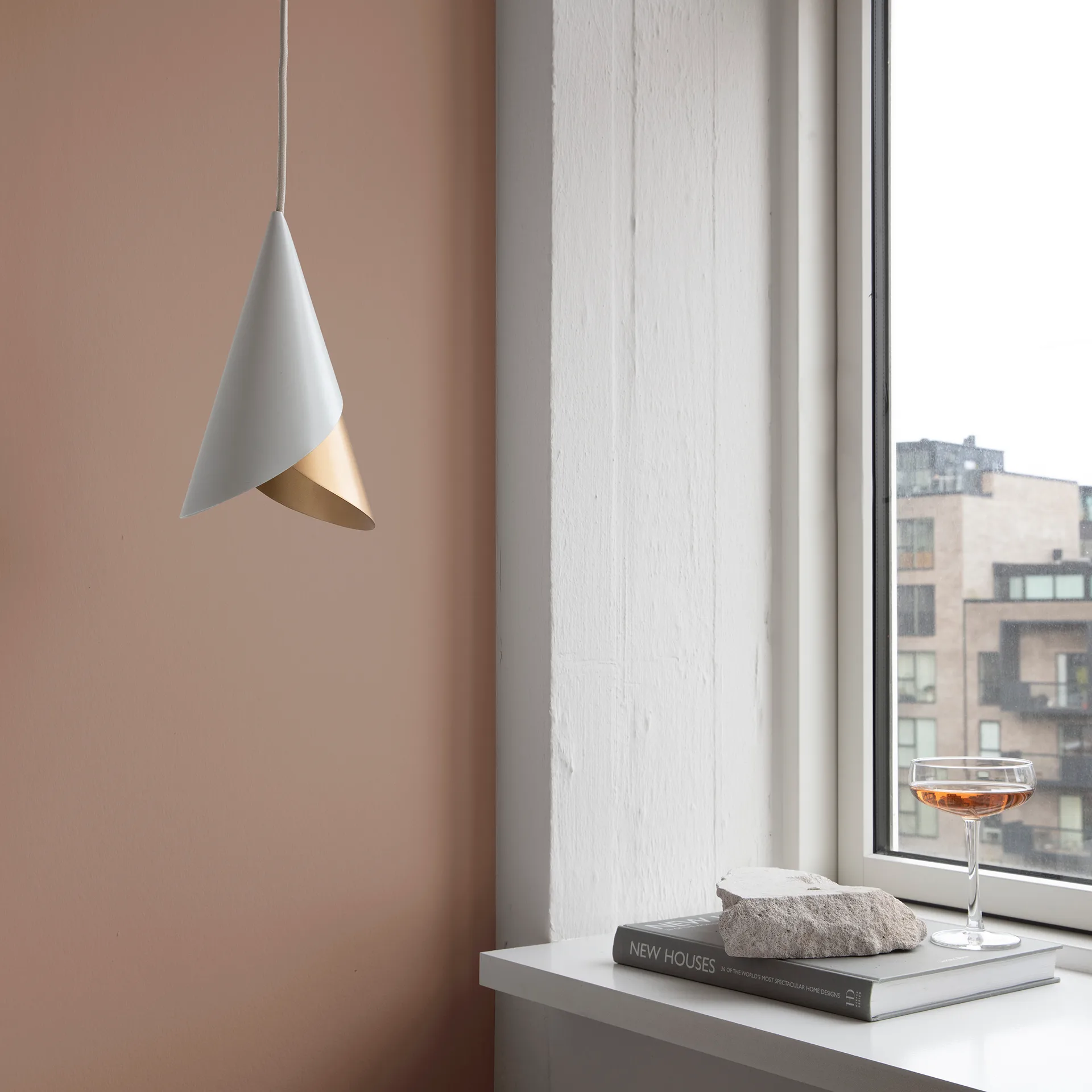 Cornet αμπαζούρ, λευκό, ορείχαλκος Umage