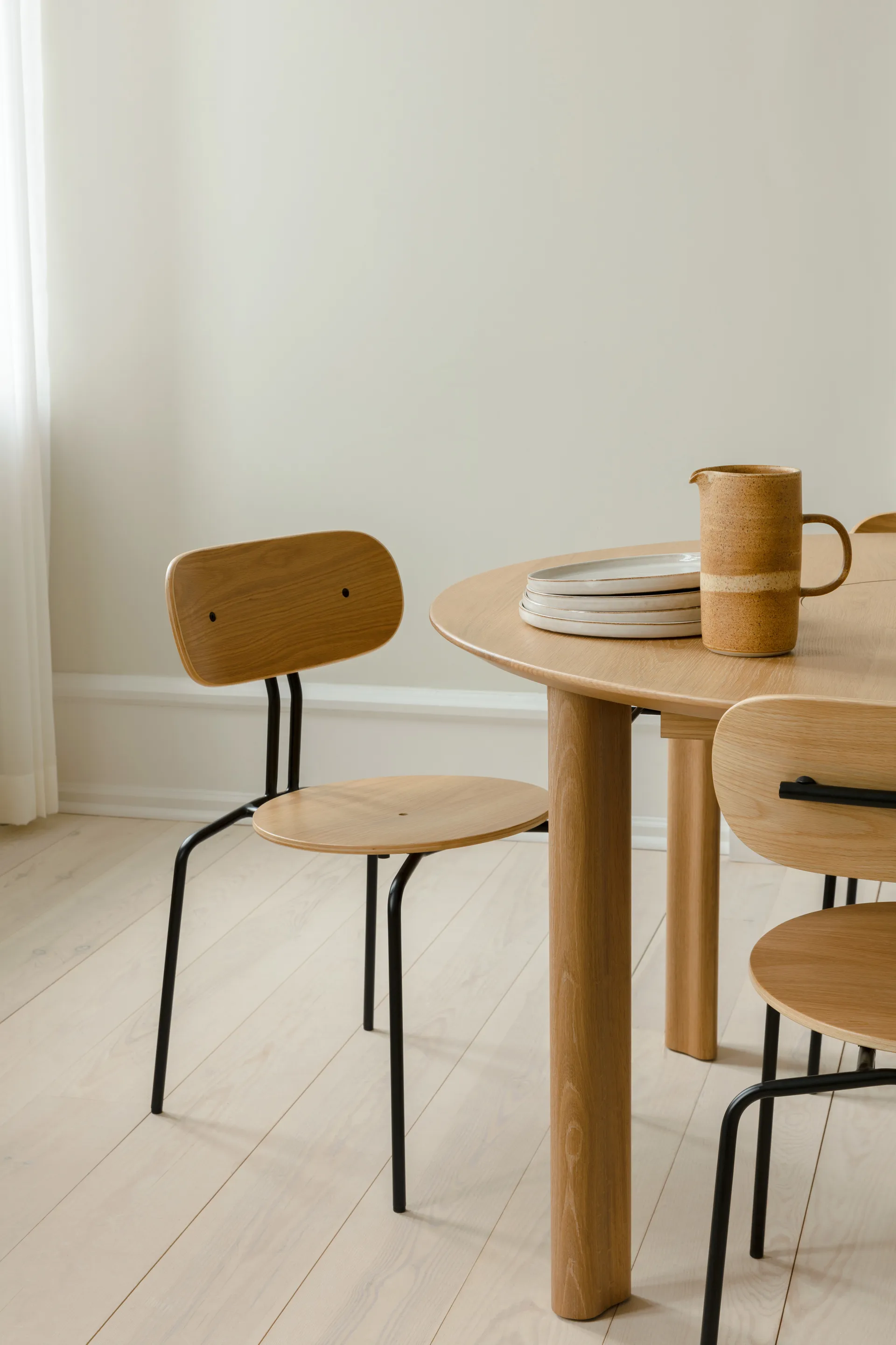 Καρέκλα Curious, Oak-black legs Umage