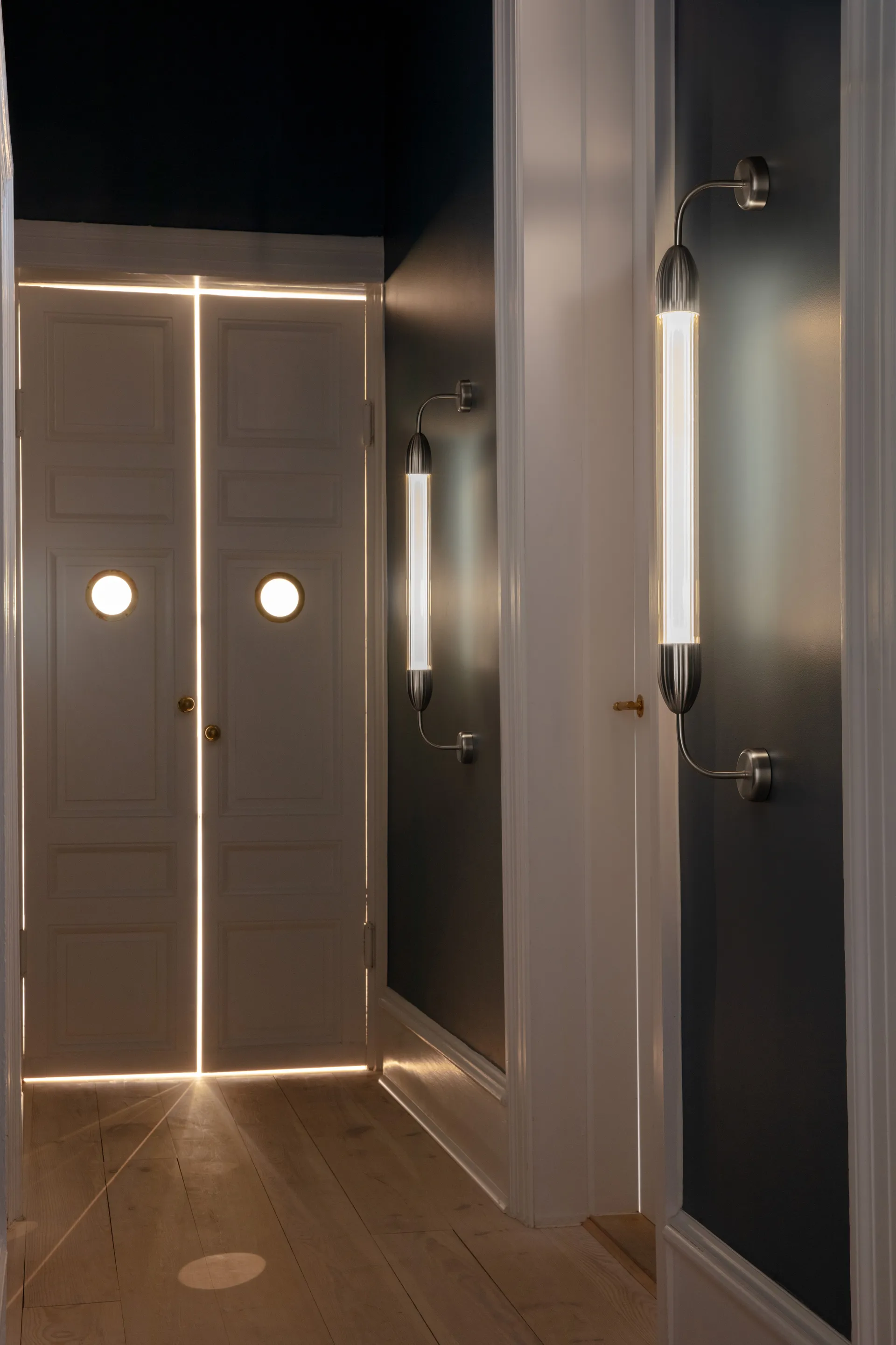 Lemon Squeeze Wall long επιτοίχιο φωτιστικό, Single polished steel Umage