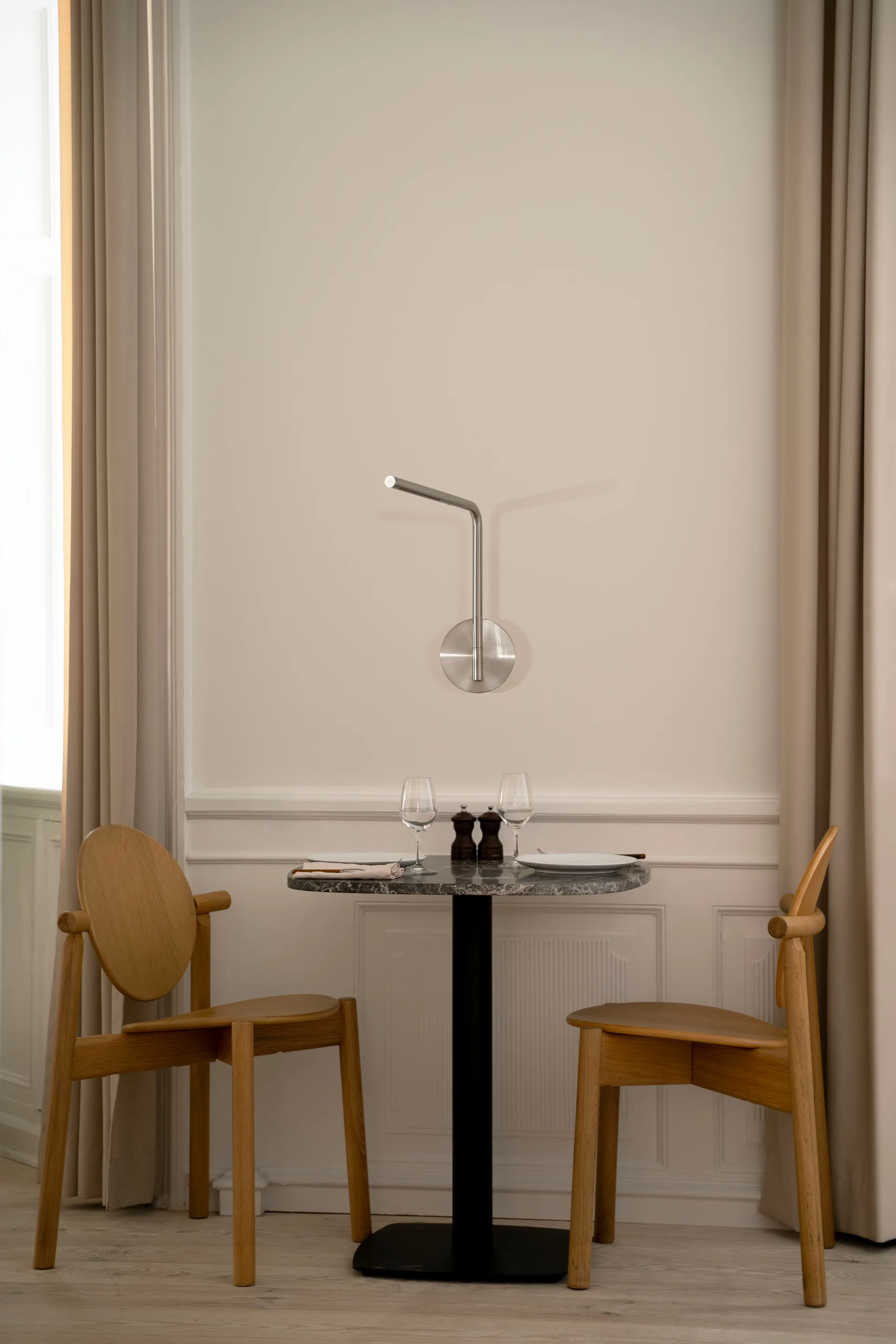 Omni Pivot επιτοίχιο φωτιστικό, Steel Umage