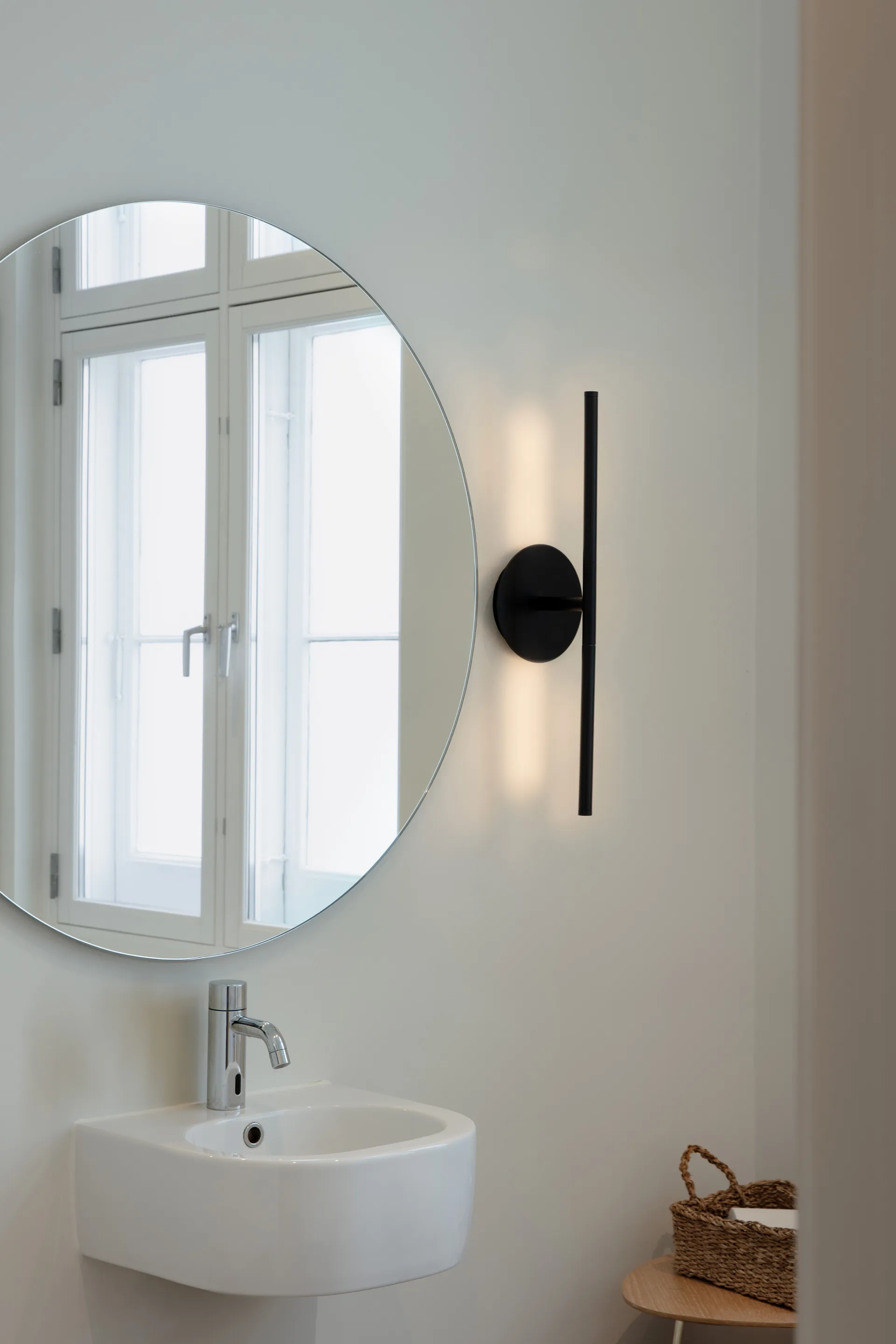 Omni wall φωτιστικό τοίχου mini, Black Umage