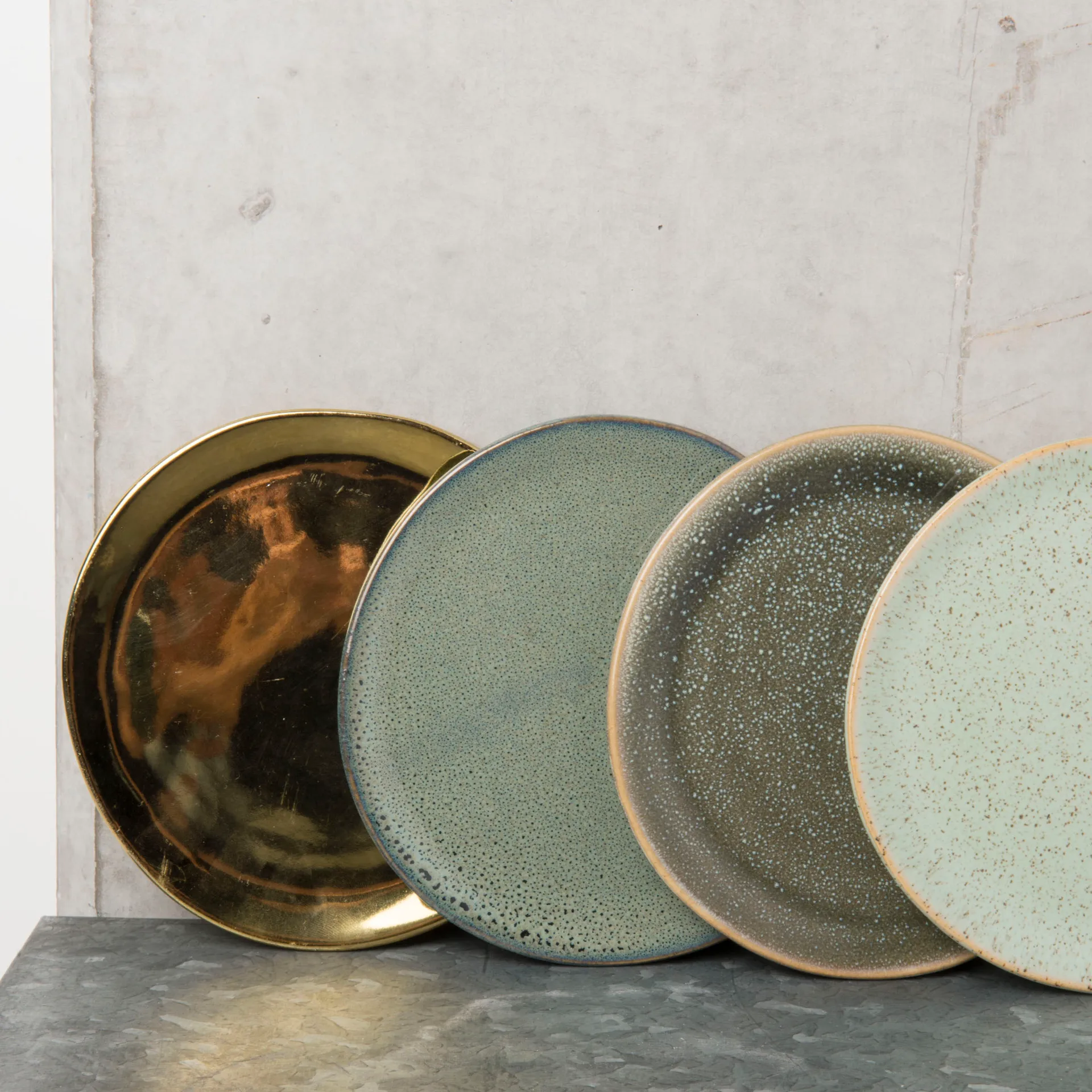 Grow πιατάκι γλάστρας 14 cm, Ορείχαλκος URBAN NATURE CULTURE