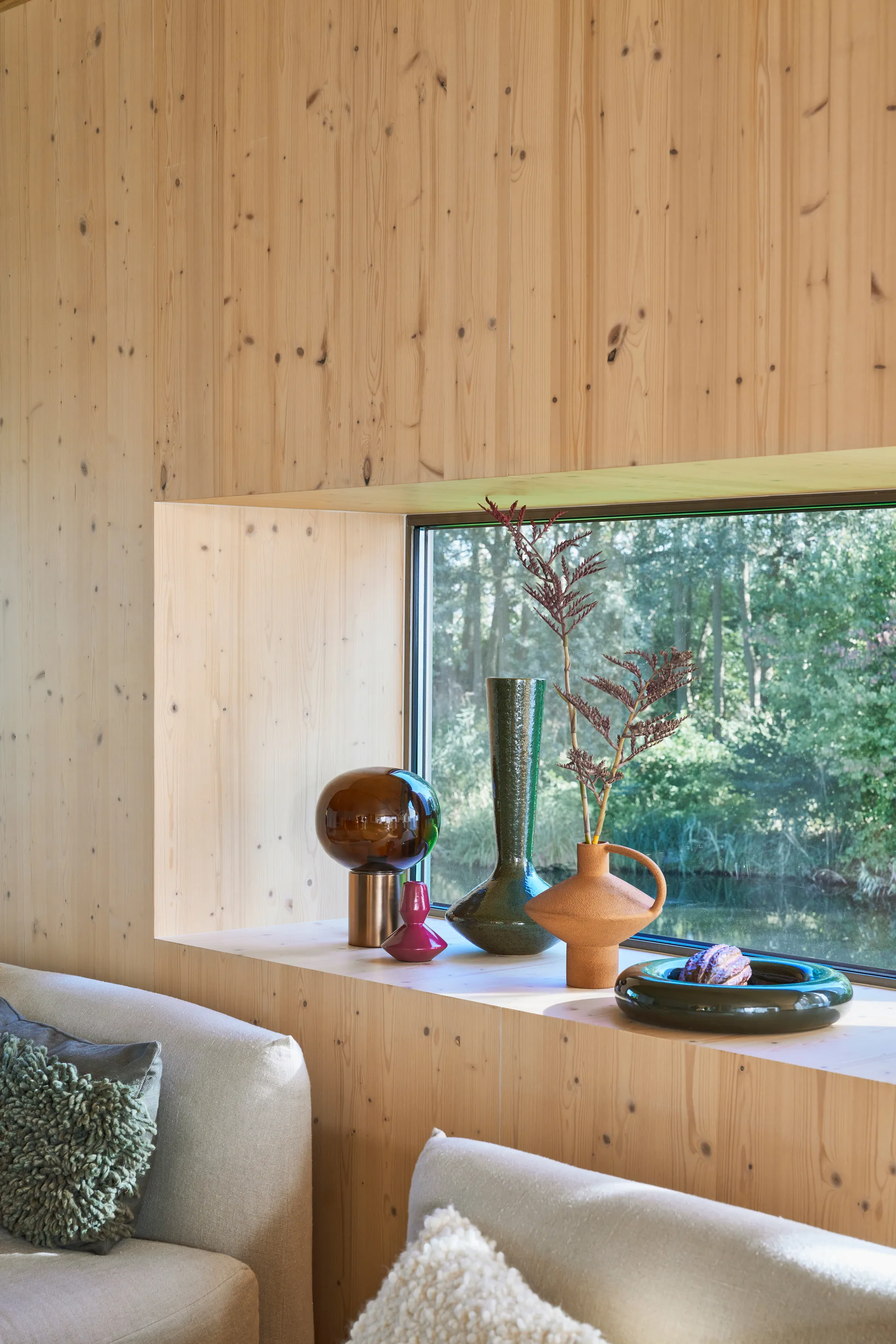 Κηροπήγιο Logan, Tibetan red URBAN NATURE CULTURE