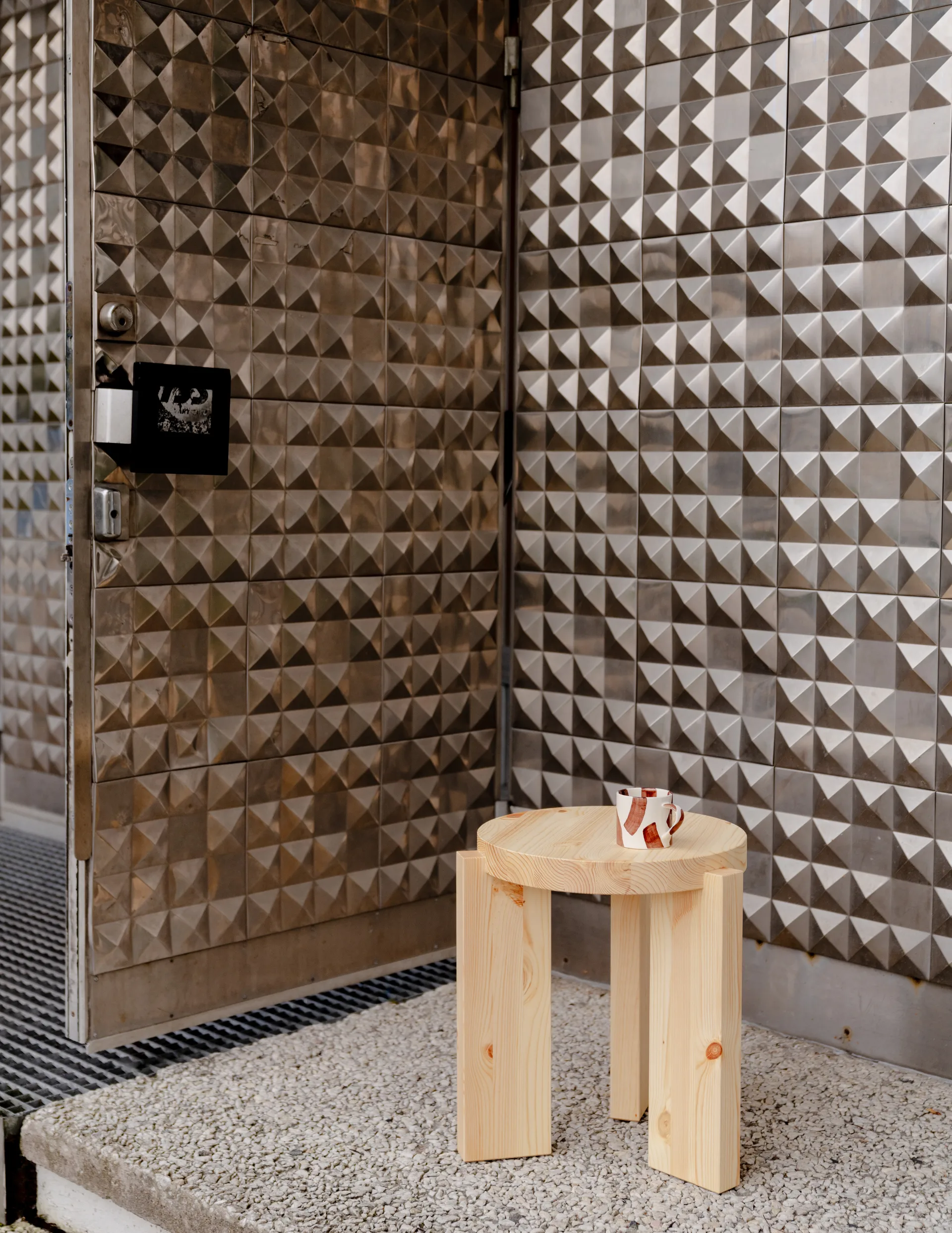 001 Stool σκαμπό, Ματ λαδοκερωμένη πεύκη, Ø40x44 εκ. Vaarnii