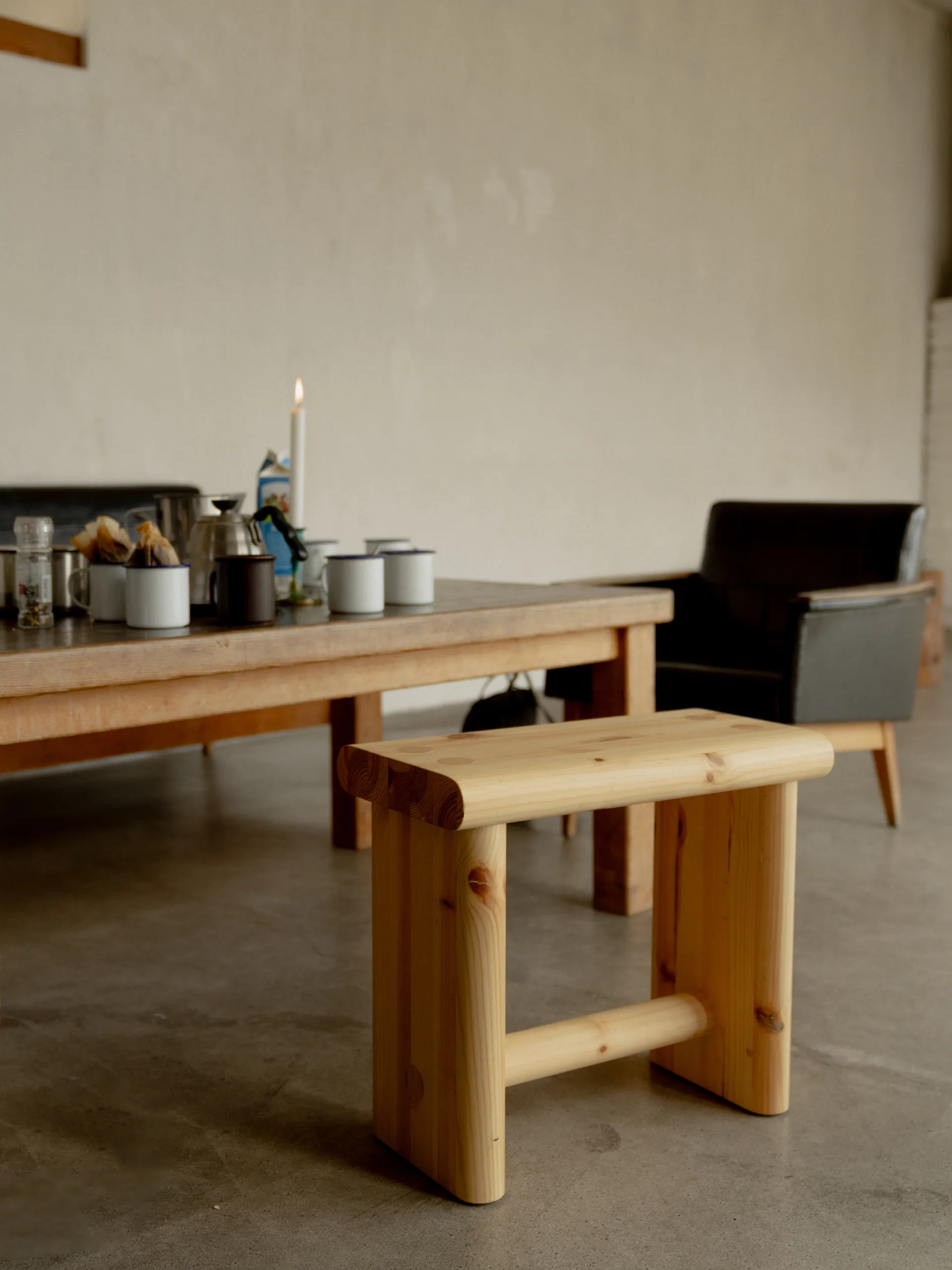 002 Ast Stool σκαμπό, Ματ λαδωμένο με κερί πεύκο, 55x26x45 cm Vaarnii