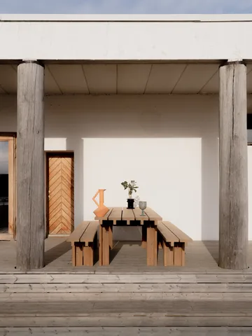 013 Osa Outdoor Bench παγκάκι - Θερμικά επεξεργασμένο πεύκο, 182x37x49 εκ. - Vaarnii