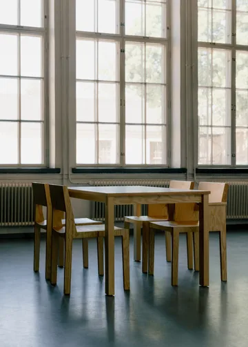 016 Maasto Table τραπέζι - Ματ ελαιοκερωμένη πεύκη, 90x90x75 cm - Vaarnii