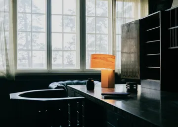 018 Hoop Table Lamp επιτραπέζιο φωτιστικό - Ματ λαδωμένο κερωμένο πεύκο, 34 cm - Vaarnii