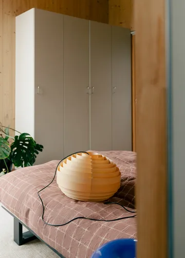 1002 Hans Pendant κρεμαστό φωτιστικό - Ματ λαδωμένο κερωμένο πεύκο, Ø46 εκ. - Vaarnii