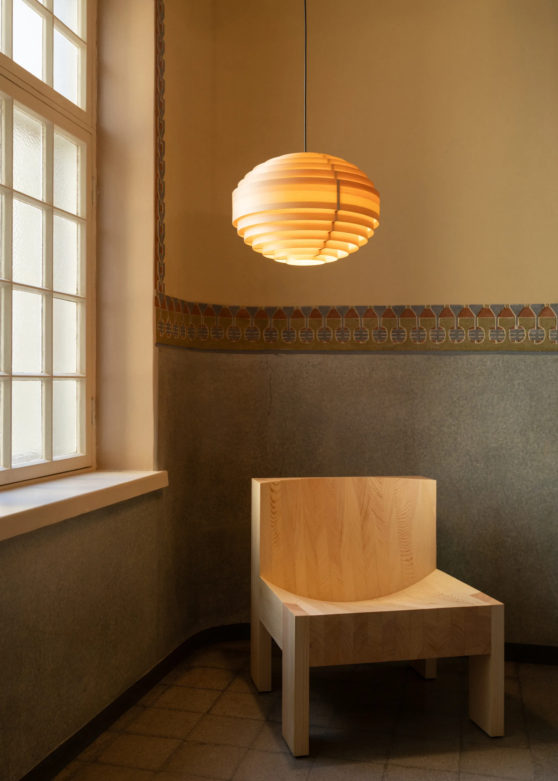 1002 Hans Pendant κρεμαστό φωτιστικό, Ματ λαδωμένο κερωμένο πεύκο, Ø46 εκ. Vaarnii