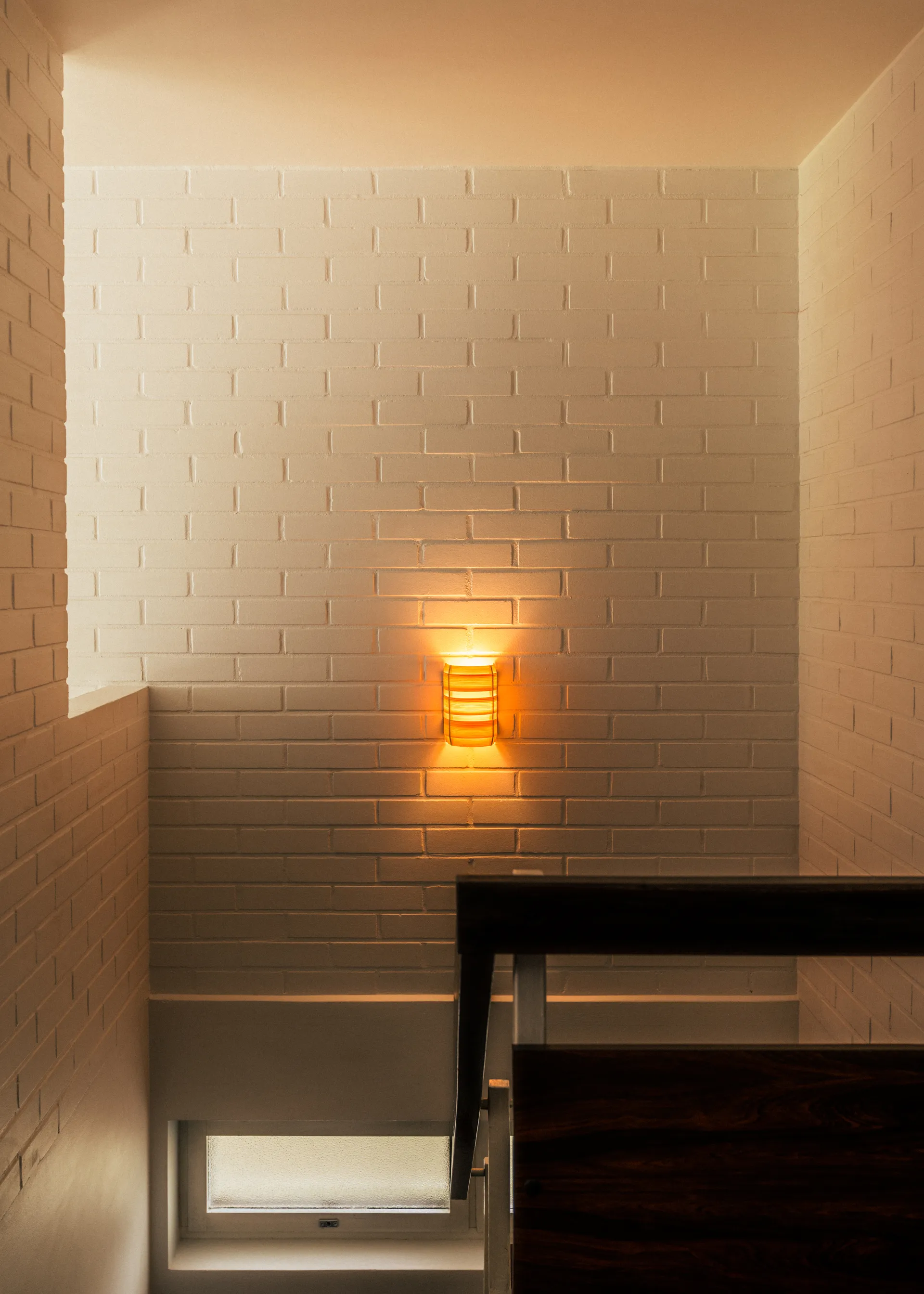 1004 Hans Wall Light, Ματ λαδωμένο-κηρωμένο πεύκο, 16x24 εκ. Vaarnii