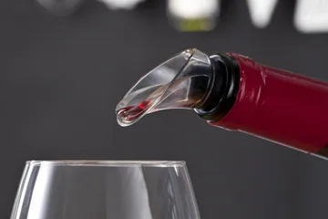 Vacuvin Crystal σερβιριστήρας κρασιού - Συσκευασία 2 τεμαχίων - Vacuvin