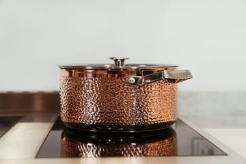 Mjölner hammered χάλκινη κατσαρόλα με κ�απάκι - Miranda. 4 L - Vargen & Thor
