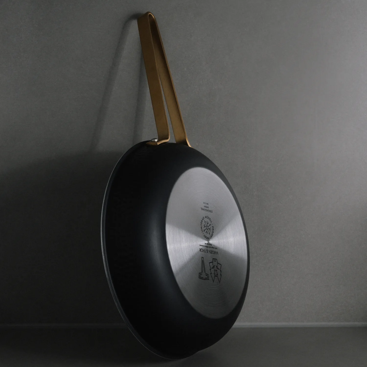 Modell Xb Jr τηγάνι Ø22 cm, Μαύρο Vargen & Thor