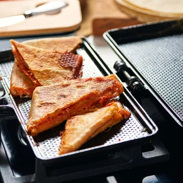 Victoria sandwich maker & paninipress pre-seasoned - 34,8x27 εκ. - Victoria