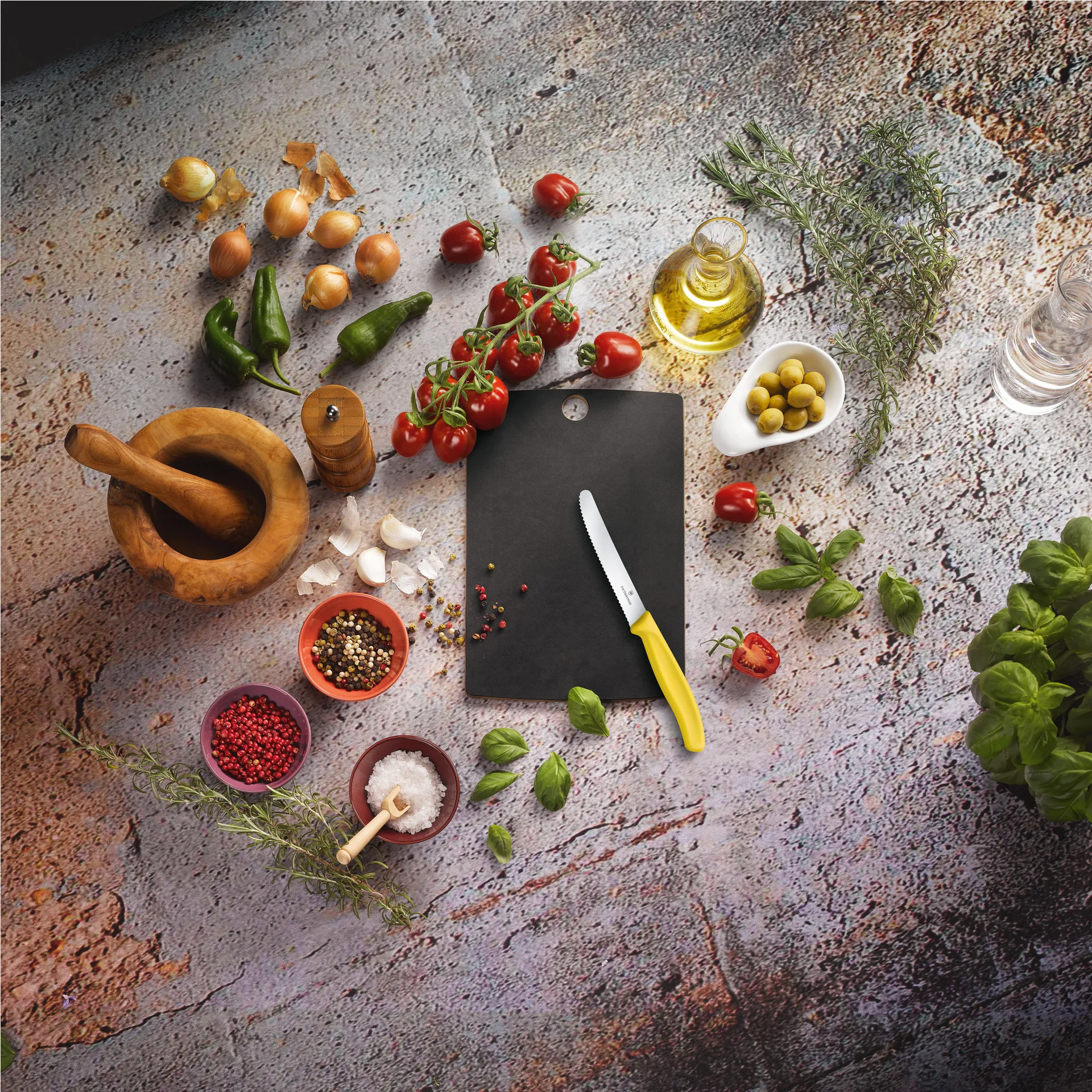Swiss Classic μαχαίρι ντομάτας 11 cm, Κίτρινο Victorinox
