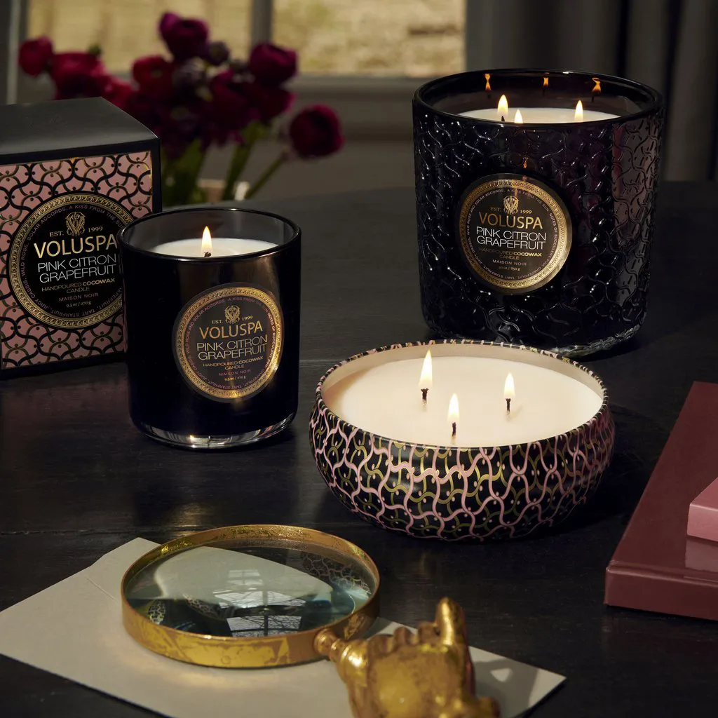 Maison Noir 3-wick Tin αρωματικό 40 ώρες, Ροζ Κίτρο Γκρέιπφρουτ Voluspa