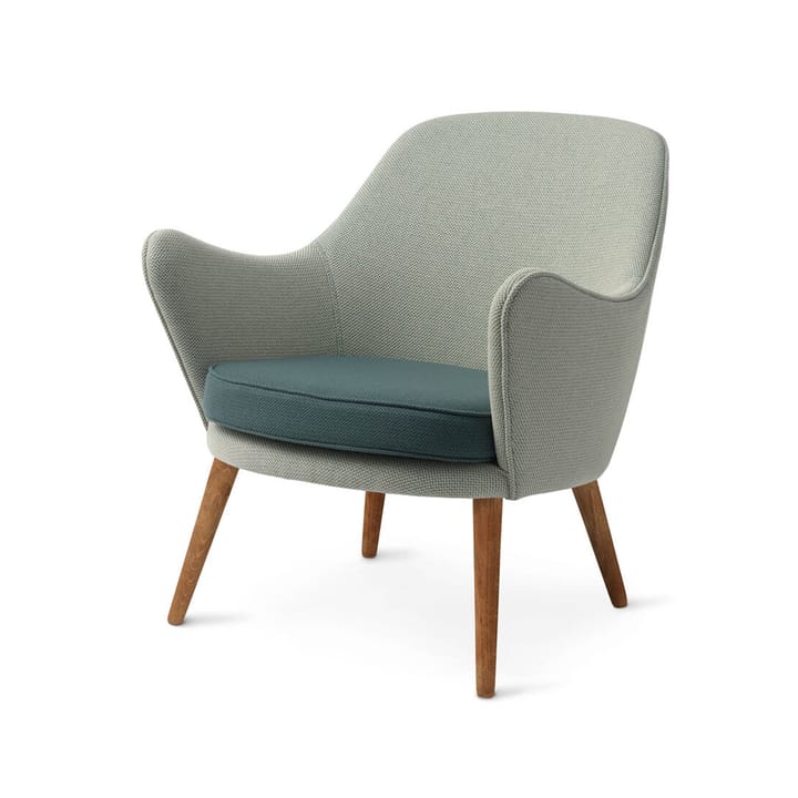 Καρέκλα lounge, Dwell - Ύφασμα merit 021/merit 017 ανοιχτό κυανό/σκούρο κυανό, πόδια από καπνιστή δρυ - Warm Nordic
