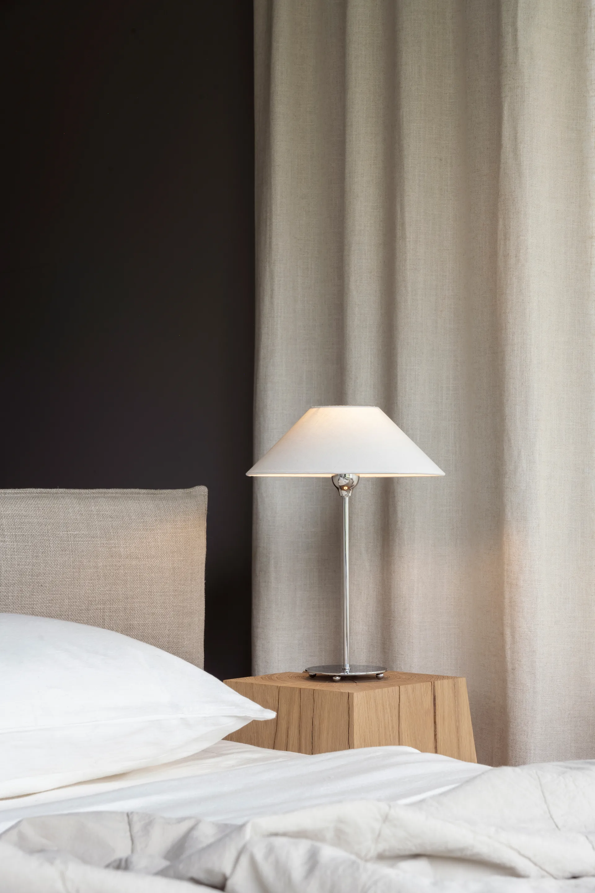 Βάση φωτιστικού τραπεζιού Line 35, Ασήμι Watt & Veke