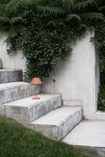 Φορητό επιτραπέζιο φωτιστικό Teya - Τerracotta, Ø15x26 εκ. - Watt & Veke