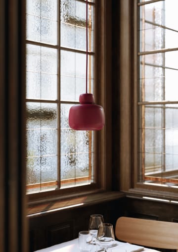 Stone φωτιστικό οροφής small - Deep red - Woud