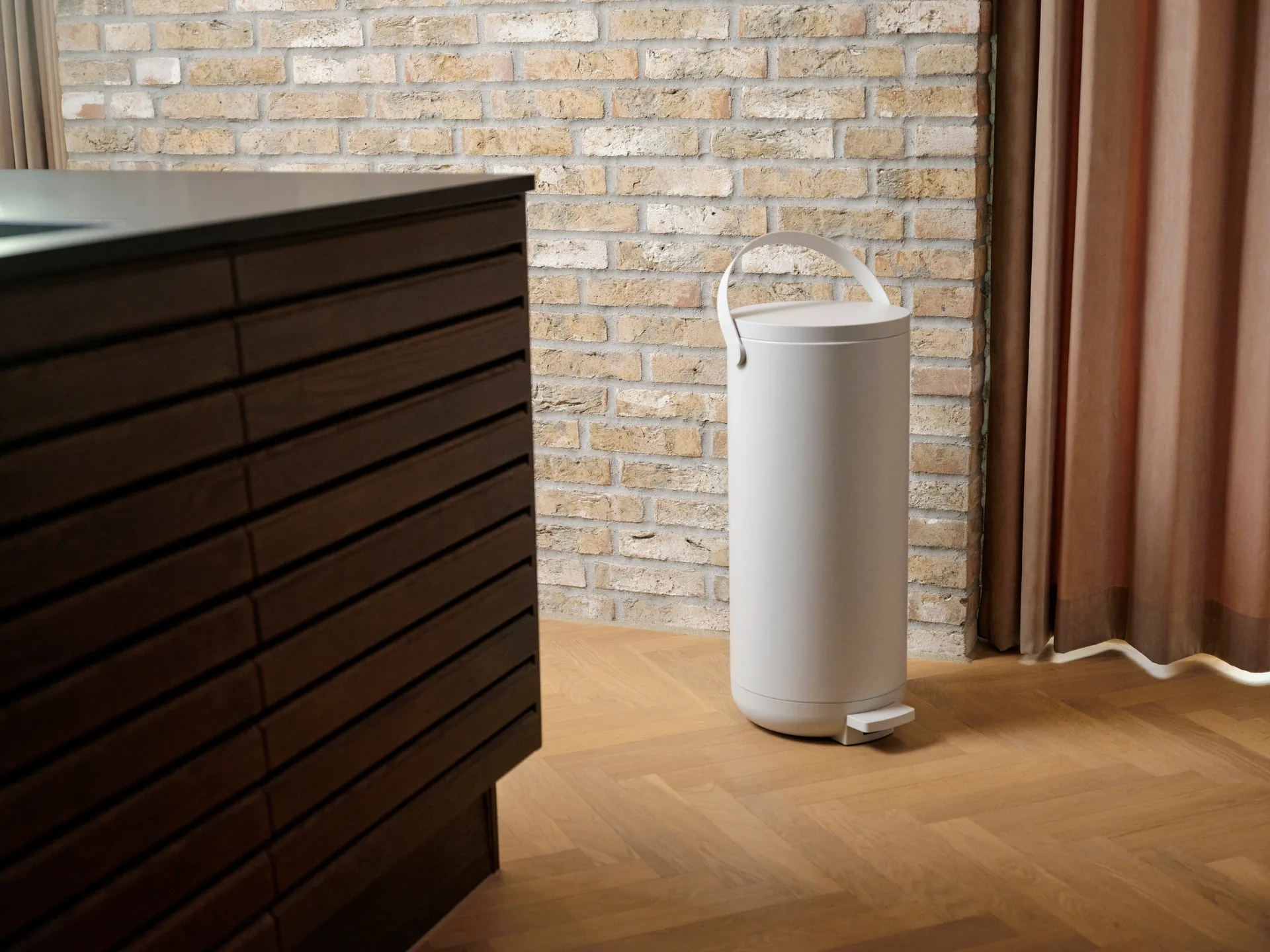 Κάδος με πεντάλ Circular 35 L, Warm grey Zone Denmark