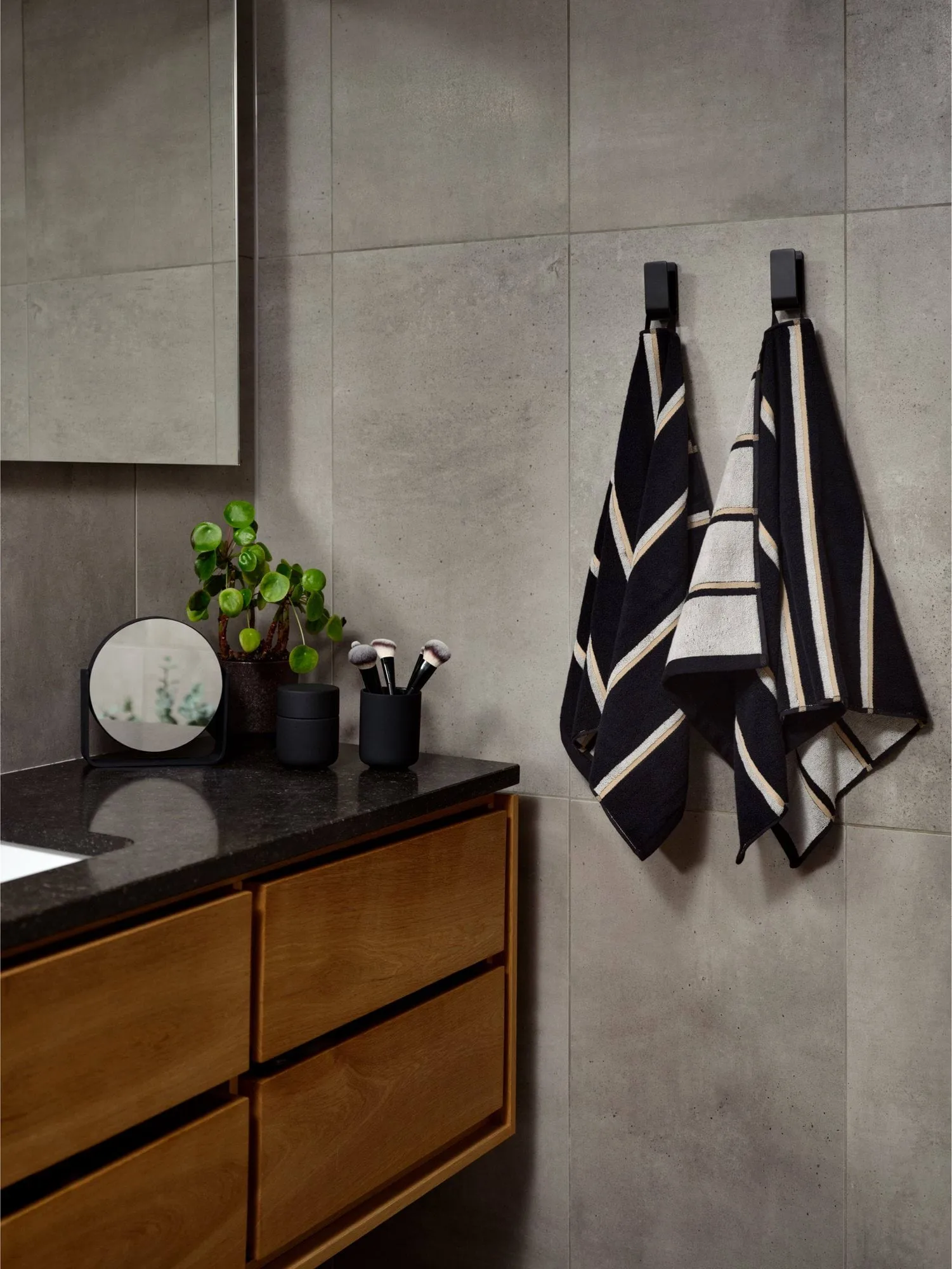 Sensu βάζο με καπάκι Ø10,5x7,5 εκ., Black-soft grey-camel, 50x100 εκ. Zone Denmark