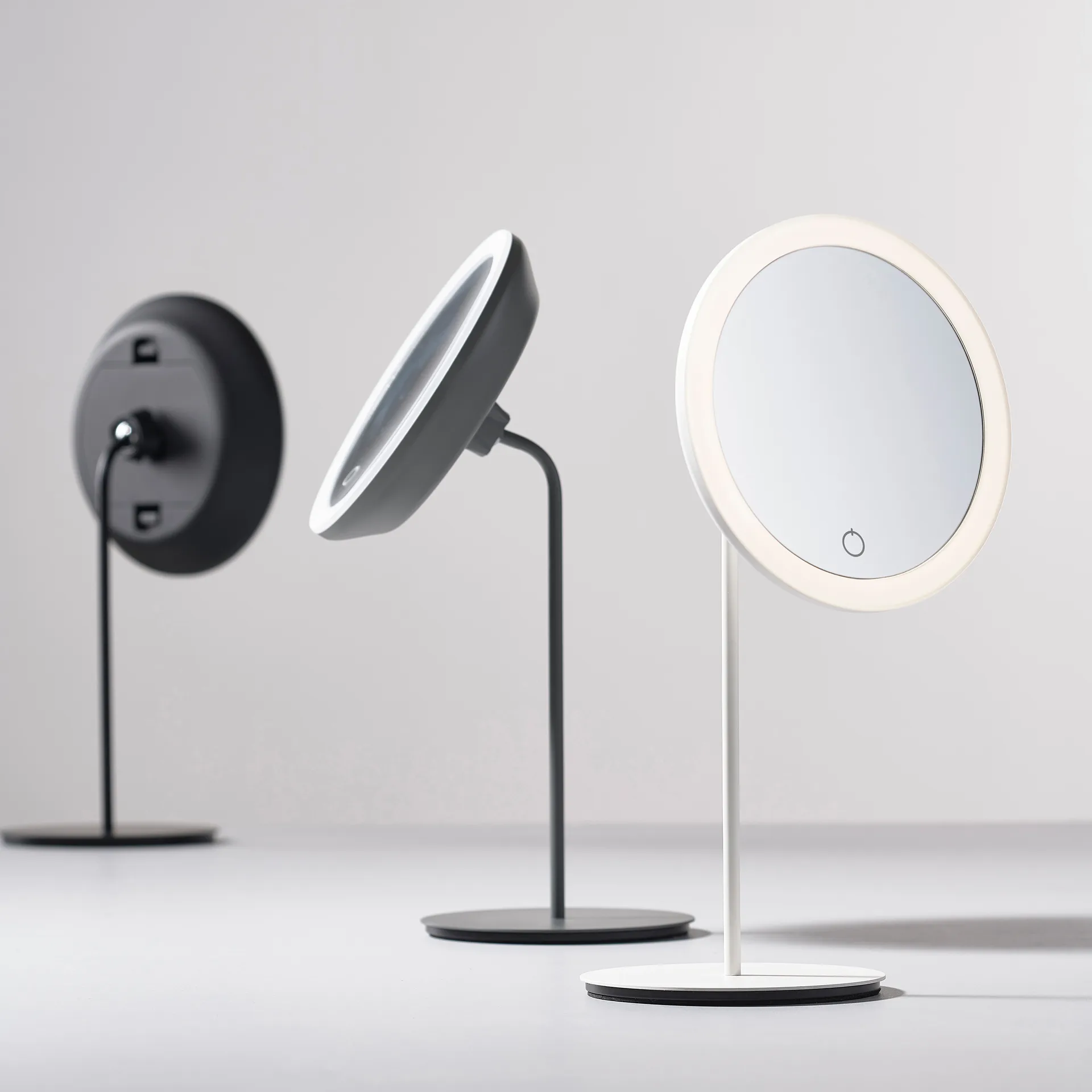 Zone επιτραπέζιος καθρέφτης 5x μεγέθυνση, μαύρο Zone Denmark