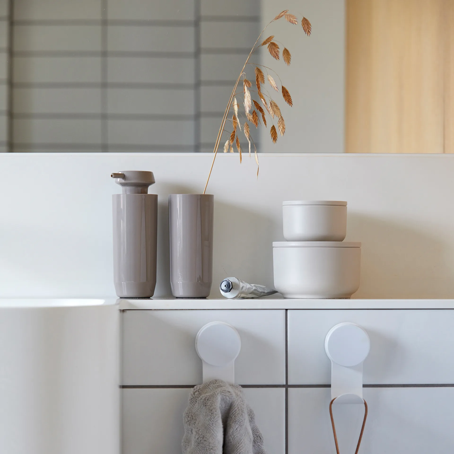 Zone Suii κύπελλο οδοντόβουρτσας 14 cm, τοπ Zone Denmark