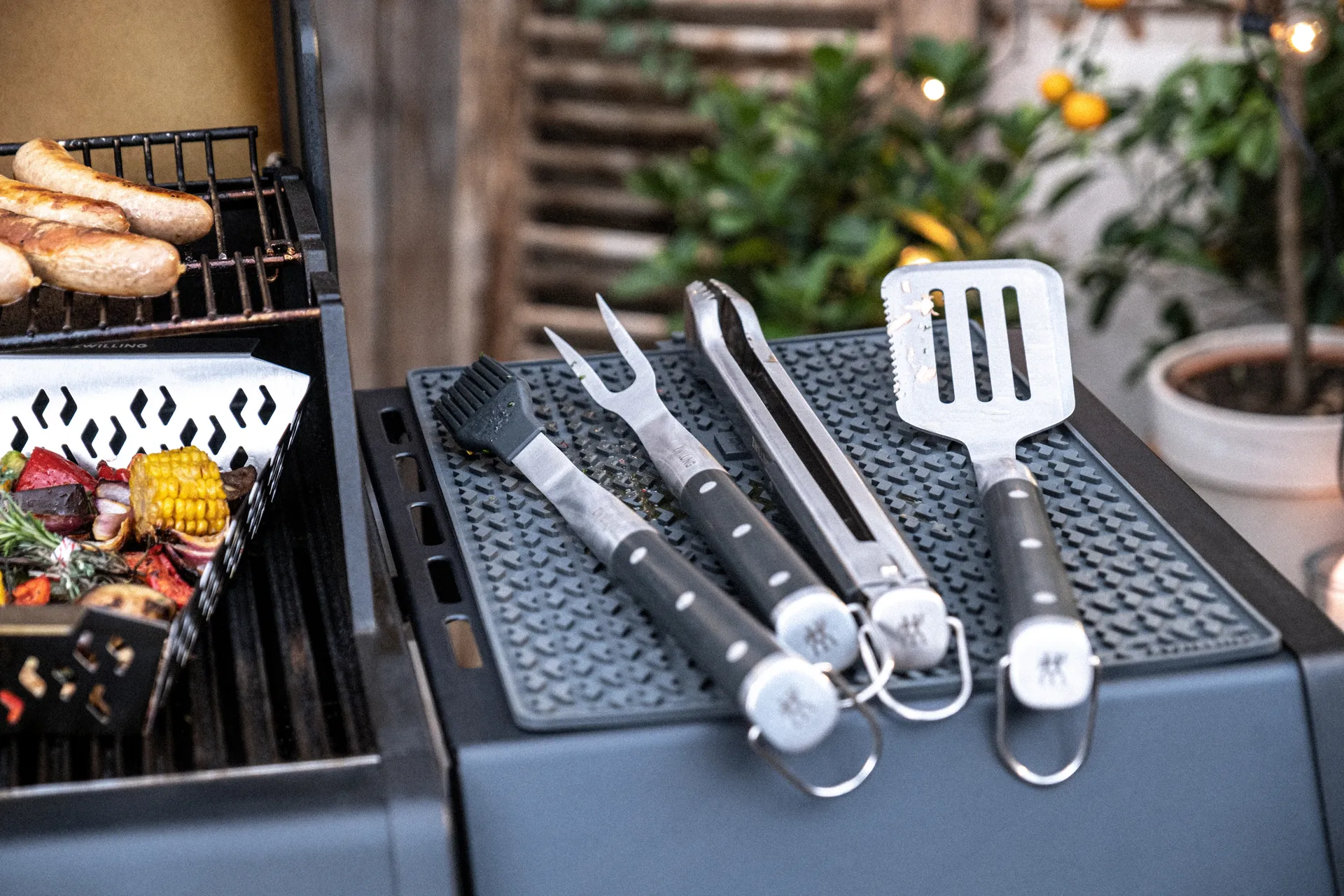 Zwilling BBQ σετ 5 τεμαχίων, Μαύρο -ανοξείδωτο ατσάλι Zwilling