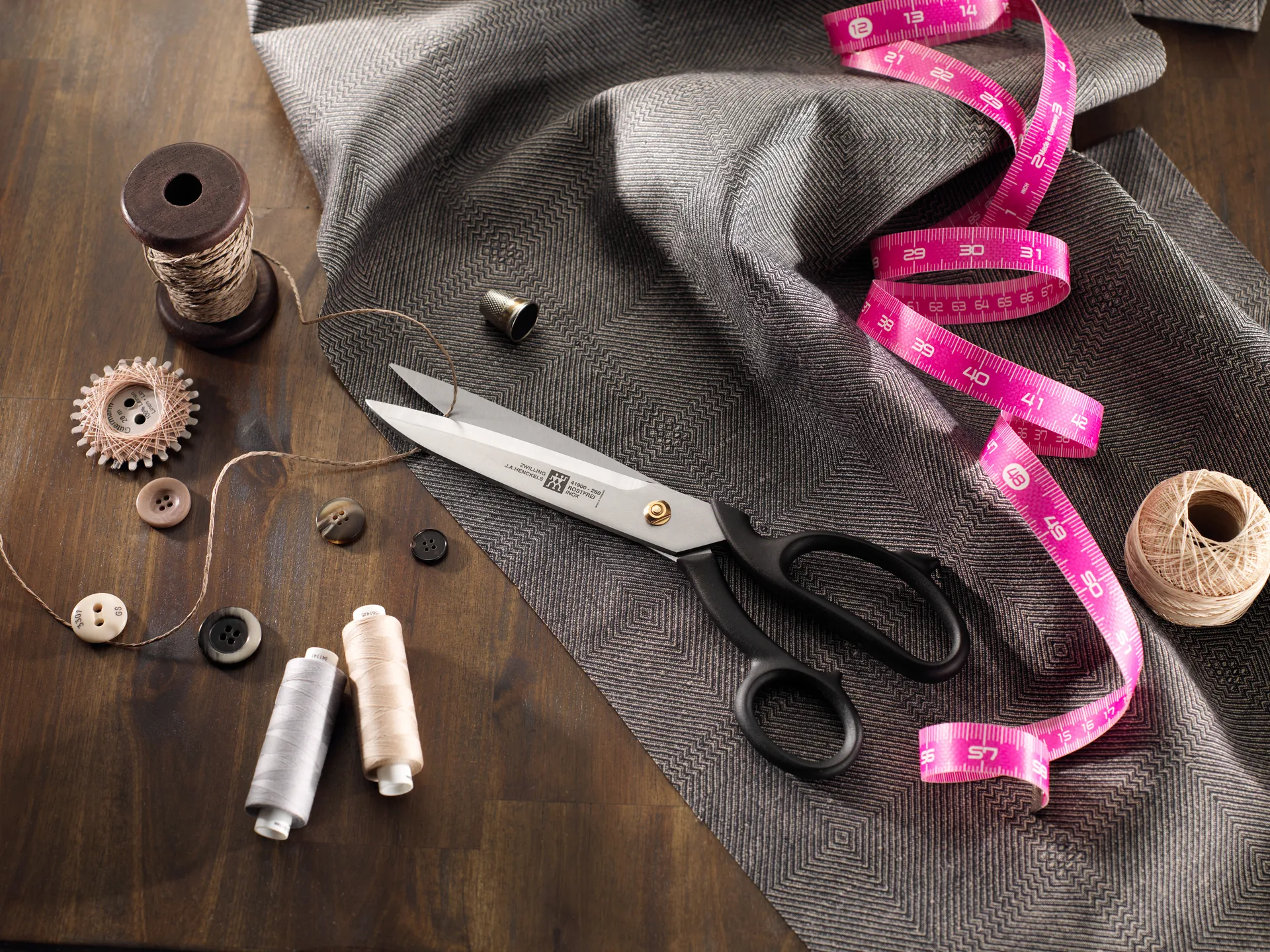 Zwilling Superfection classic ψαλίδι ραπτικής μαύρο, 21 εκ. Zwilling